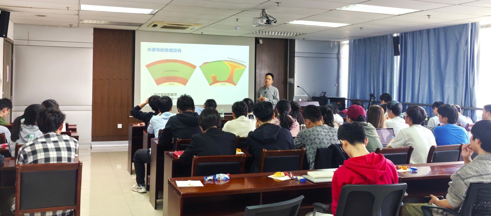 吴老师精彩报告.jpg 赢博娱乐网页版